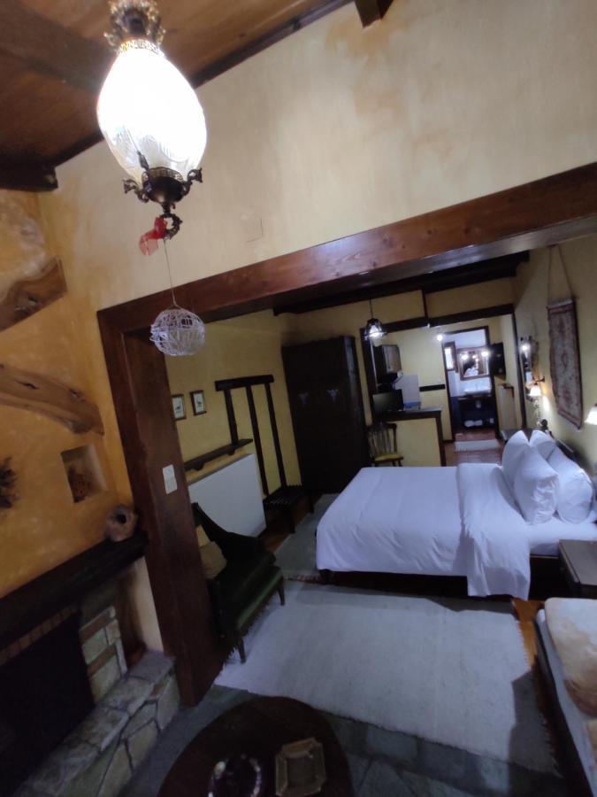 Hotel Xenonas Brizi à Eláti Extérieur photo